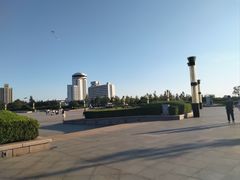 -汇泉广场