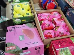 -上海龙吴水胜海发市场