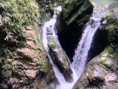 -龙水峡地缝景区