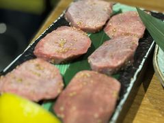 厚切牛舌-炼火烤肉店