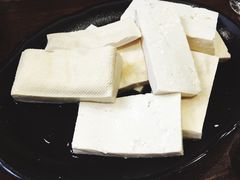 老豆腐-乡土黄·鲜牛肉火锅·小龙虾(兴业街店)