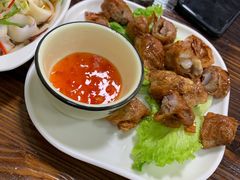 -亚忠小吃店(曾厝垵店)