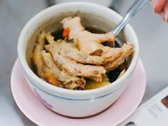 炖鸡爪-红大哥水门鸡饭(總店)