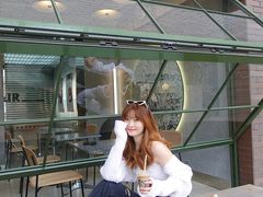 -燕庭·纯燕窝·甜品下午茶(南京西路店)