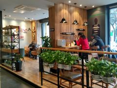 自助取餐区-爱达乐面包生日蛋糕(华油路店)