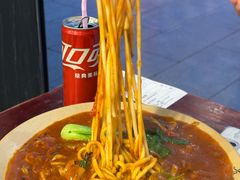 -方铲铲·成都板凳面(滨江银泰店)