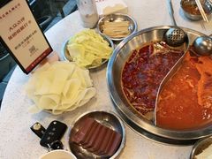 -老成都市井火锅阿泥頭火锅公司(海宁长安佳源中心广场店)