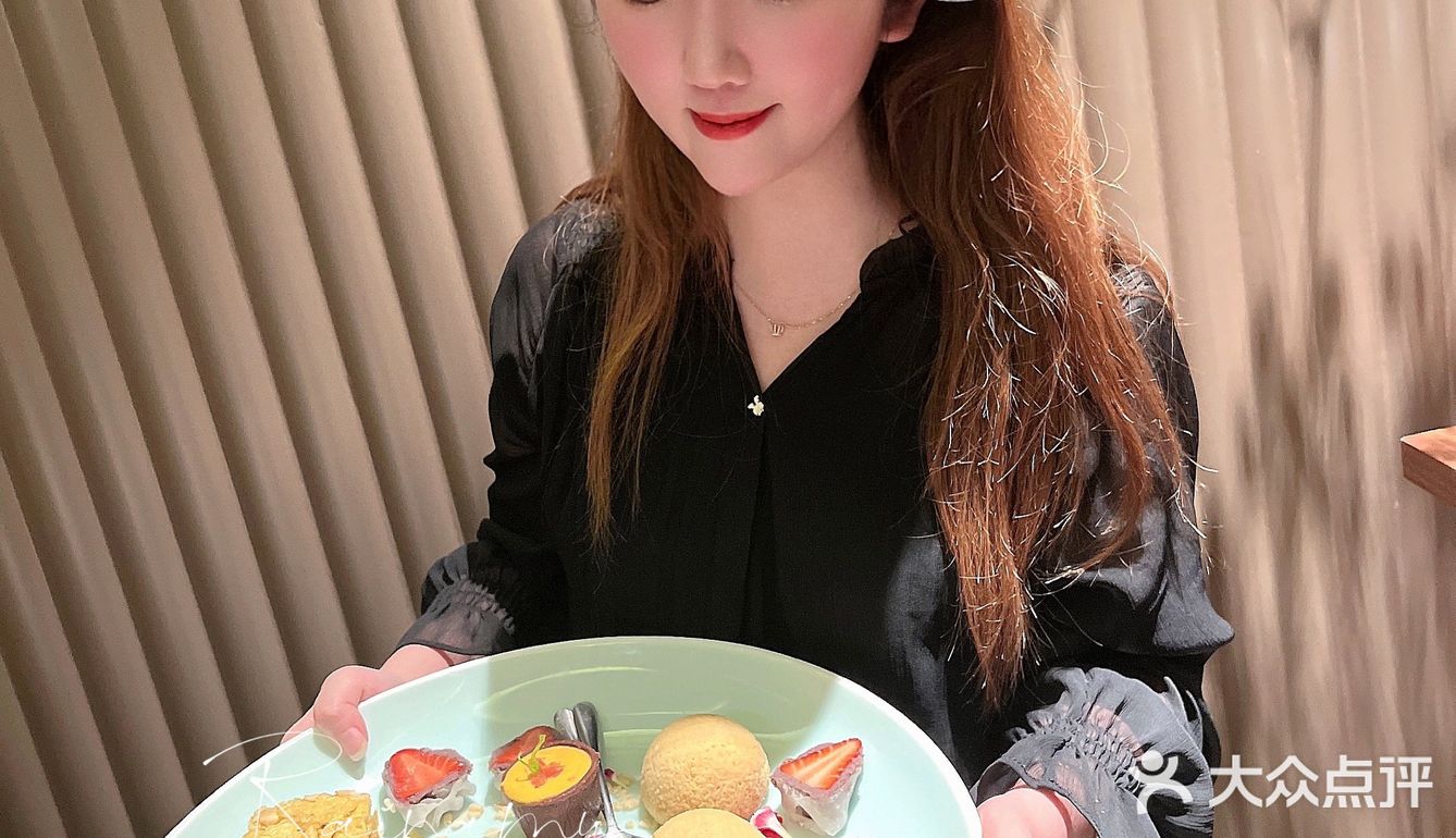【木棉】久未品尝 依然出众，这次的点心盘好喜欢