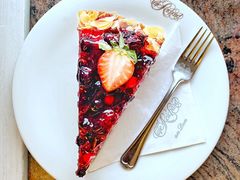 樱桃蛋糕-Café Reichard