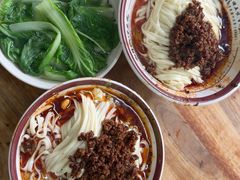 -小谭豆花(西大街店)
