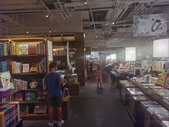 -茑屋书店(天目里店)