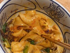 -陇上秦轩西安biangbiang面(EFC欧美金融商业城店)