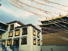 -噶丹松赞林寺