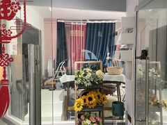 -易摄全家福照相馆(兰庭国际A座店)