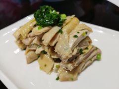 -HOMES上海本帮菜(襄阳公园店)