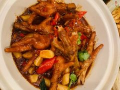 石锅脱骨凤爪-西江美食舫·江西菜(健德桥店)