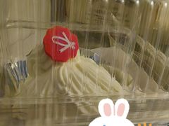 鲜奶栗子蛋糕-凯司令西点房(虹桥路站店)