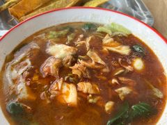 -二钢串叔麻辣烫(华龙大厦店)