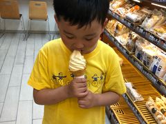 -优衣库(上海金桥国际商业广场店)