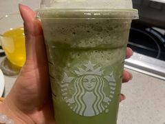 -星巴克臻选(盐城金鹰聚龙湖店)