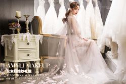 -艾米丽婚纱礼服