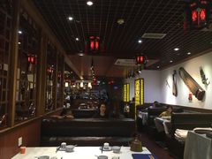 卡座-京味民福烤鸭店(建设四马路店)