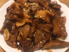 传统老爆三-陈傻子餐厅(世纪都会店)