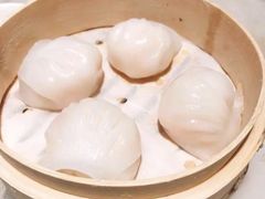 -香港百合居(LCM置汇旭辉广场店)