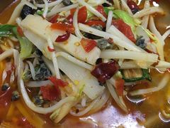 螺蛳肉粉-红鼻子桂林米粉(金唐新光界店)