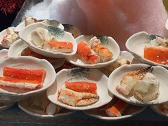 -雍容荟帝王蟹活龙虾展台自助(IFS黑金店)