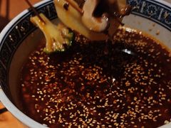 -大众跷脚牛肉馆·非遗传承单位(峨眉山店)