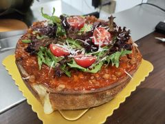 -Dragon Pizza•圆脸龙披萨·牛排餐厅