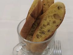 烤法式蒜蓉面包-成桂西餐厅·42年的味道(五大道疙瘩楼店)