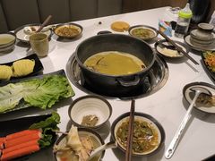 -汤宴·参须肚包鸡(南京路店)