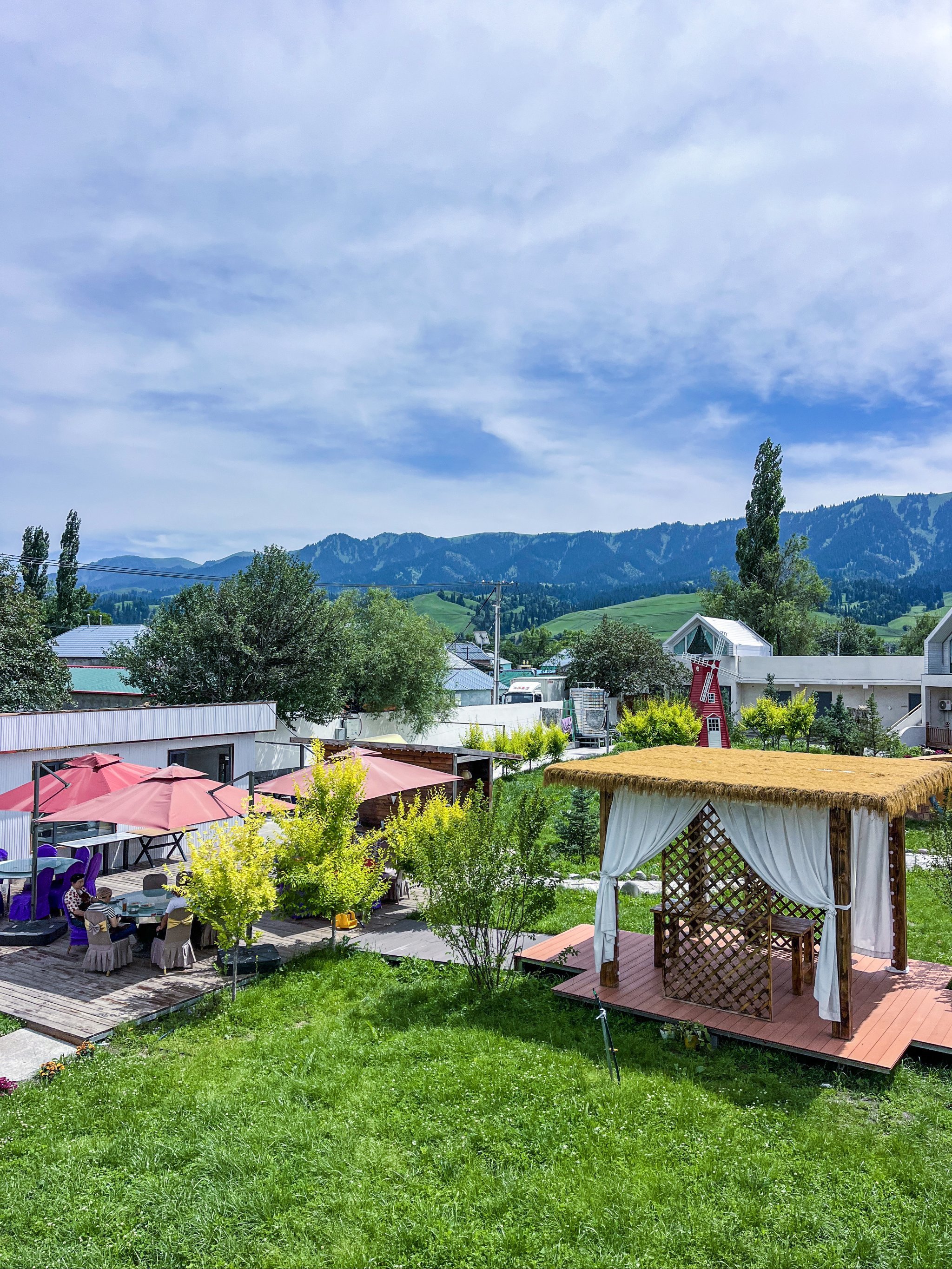 打卡新疆那拉提宝藏民宿