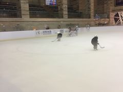 -冠军冰场(环球中心店)