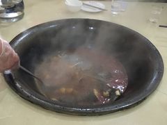 -三江鱼东北特色铁锅炖(骆驼店)