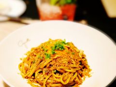 蟹黄面-壳里西餐厅Coquille Seafood Bistro(蒙自路店)