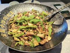 -费大厨辣椒炒肉(黄兴中心广场店)