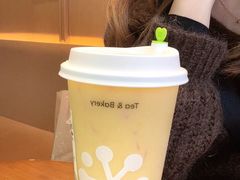 -奈雪的茶(东门太阳百货店)