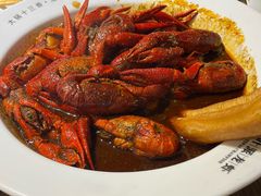-叶派龙虾•招牌香辣蟹·海鲜(中海国际店)