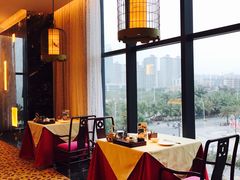 靠窗位-湛江花园酒店·桃园馆