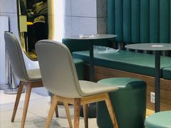 -奈雪的茶(亨特国际广场店)