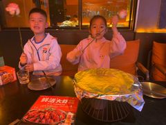 -何师烧烤Pro ·江湖川菜·小龙虾·精酿啤酒(太古里旗舰店)