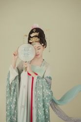 点击看大图 -盘子女人坊古装写真摄影(长春总店)