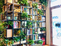 -ZING COFFEE 镜咖啡