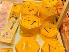 -好利来(彩香店)
