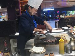 -法式利昂铁板烧主题餐厅(唐山爱琴海店)
