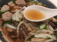 -港丽餐厅(高德置地店)