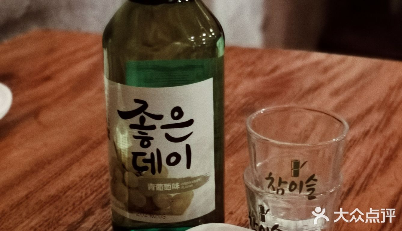 街边氛围感满点的烤肉店推荐